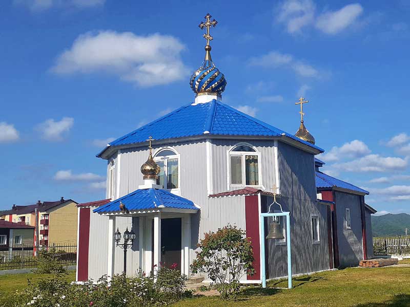 Крестовоздвиженский храм Томари Сахалинской области