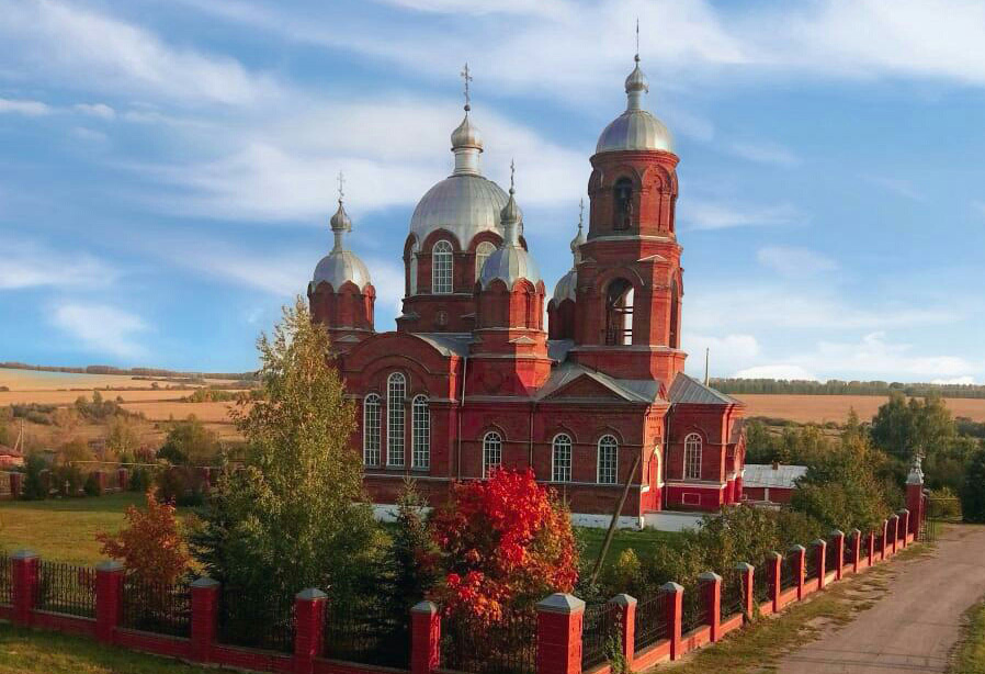 Архиерейское Подворье Храма в Честь Казанской Иконы Божией Матери С.Маколово Ардатовской епархии