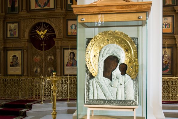 Икона Пресвятой Богородицы `Казанская`